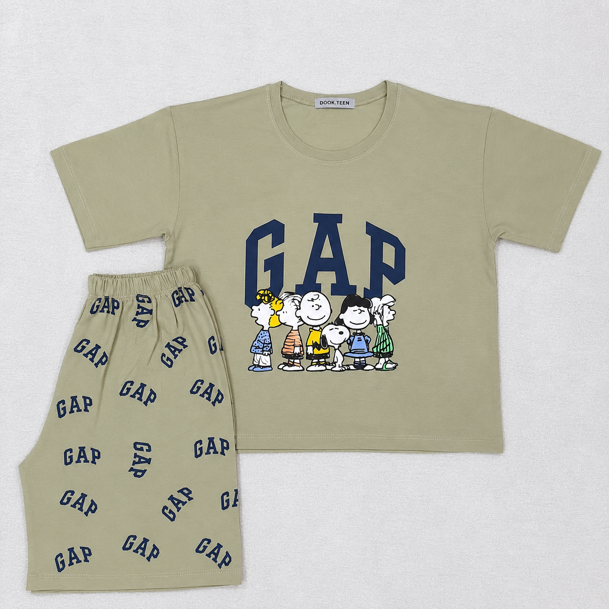 ست کراپ و شورتک زنانه طرح Gap
